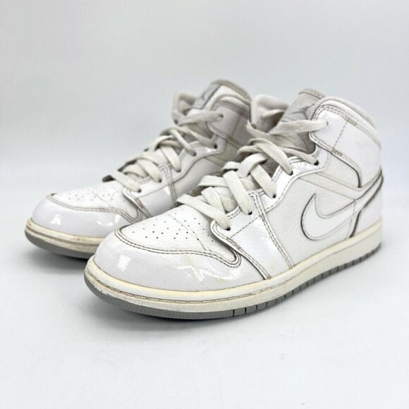 Nike Other - Nike Jordan 1 Phat White Wolf Grey Youth Sneaker Shoes 364772 102 Size 3 Y